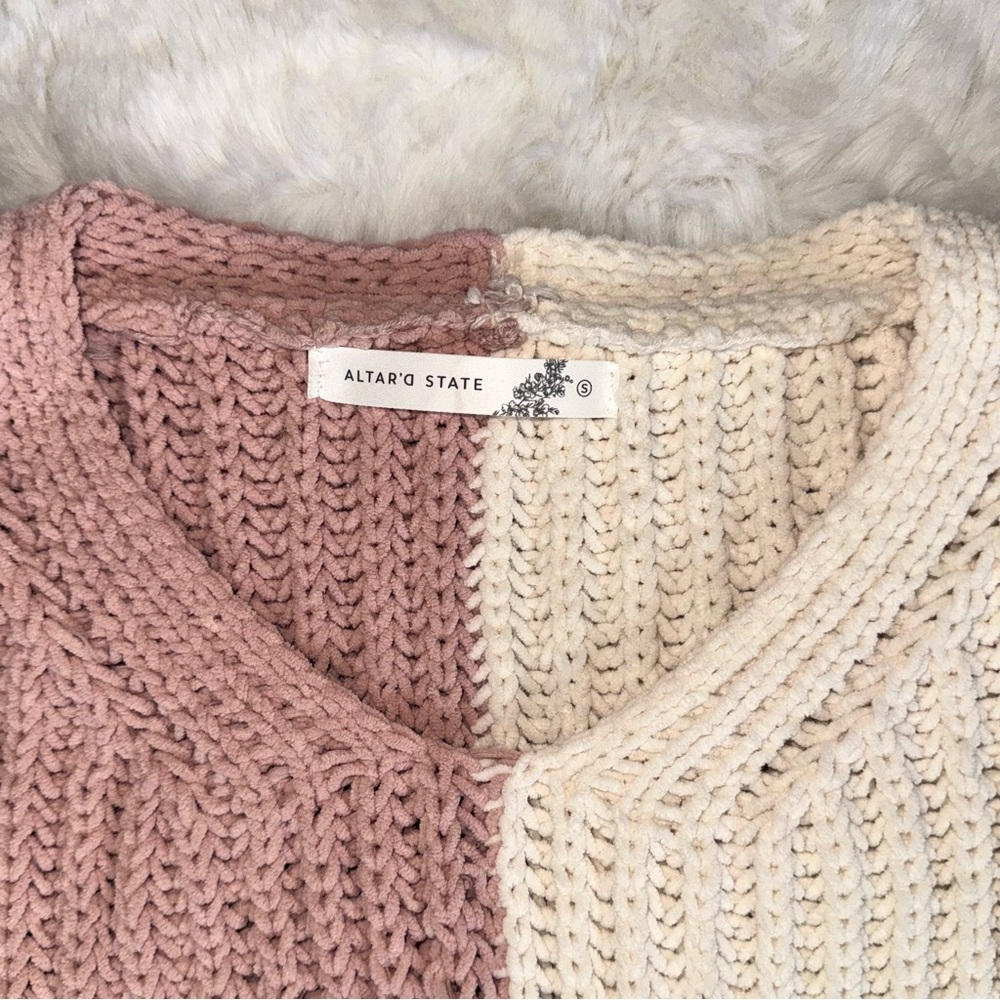 Altar’d State Pink and Cream Block Knit Sweater Size S - Picture 2 of 5